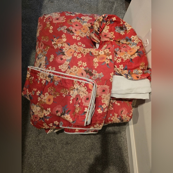 Lauren Ralph Lauren Madeline 4 pc Bedding Set - Picture 2 of 14